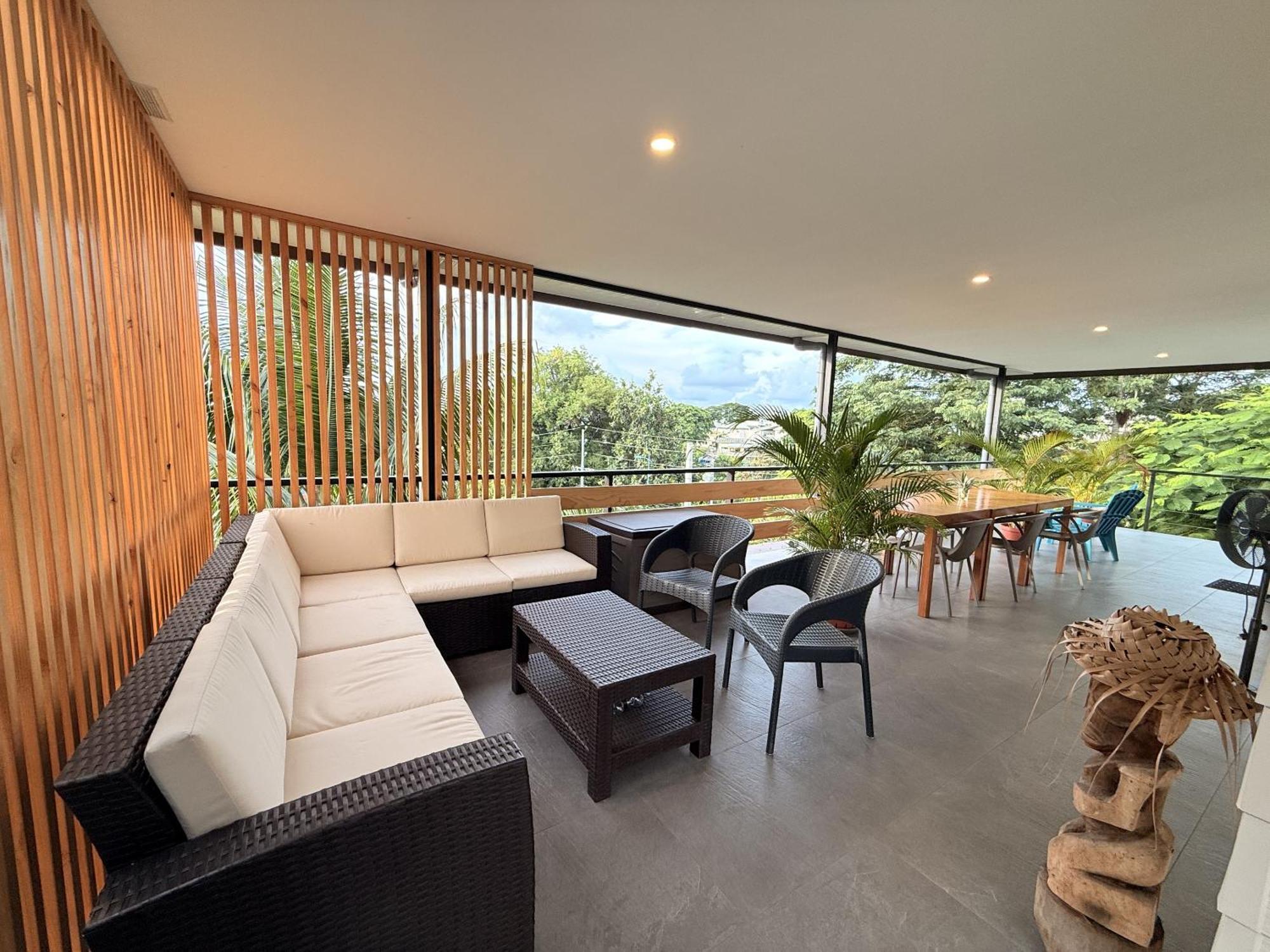Ononui Lodge Airport, Ocean-View, Private Bathroom And Balcony, Free Wifi And Parking, On-Site Car Rental Фааа Экстерьер фото