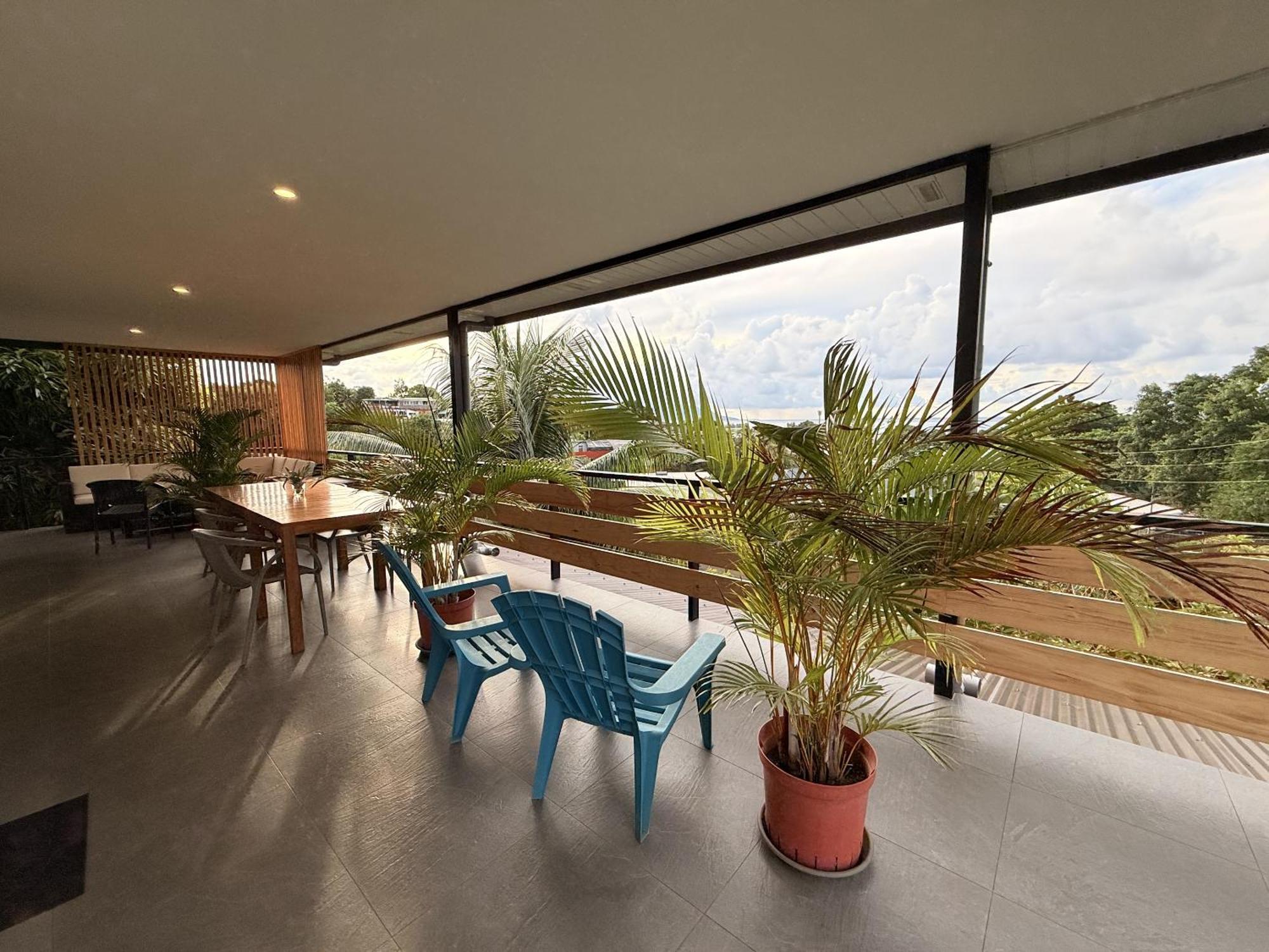 Ononui Lodge Airport, Ocean-View, Private Bathroom And Balcony, Free Wifi And Parking, On-Site Car Rental Фааа Экстерьер фото